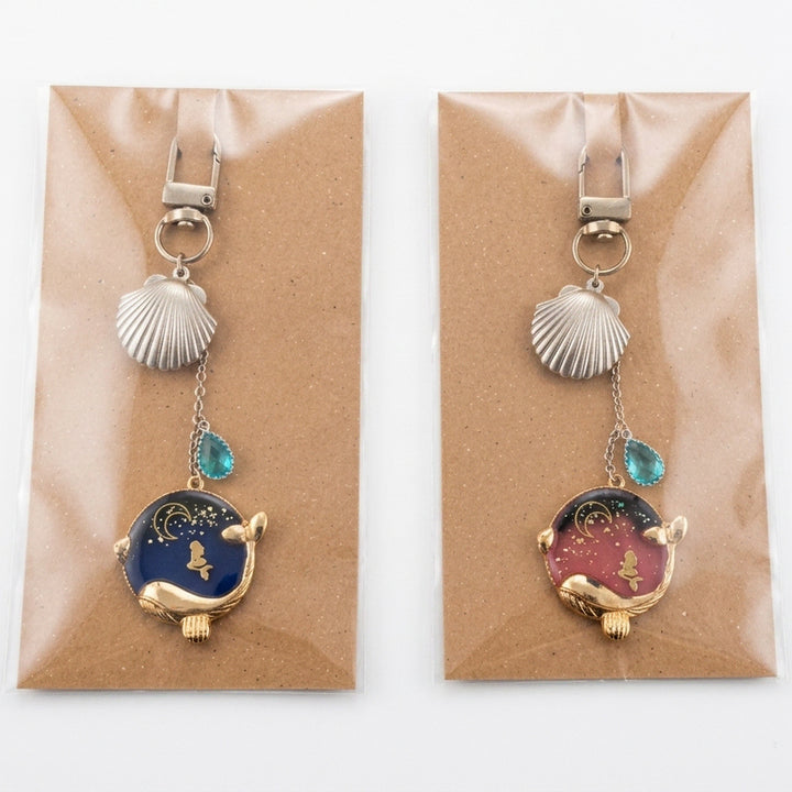 [BUNJANG] Whale Charm Handmade Keychain / 바다를 품은 고래 키링