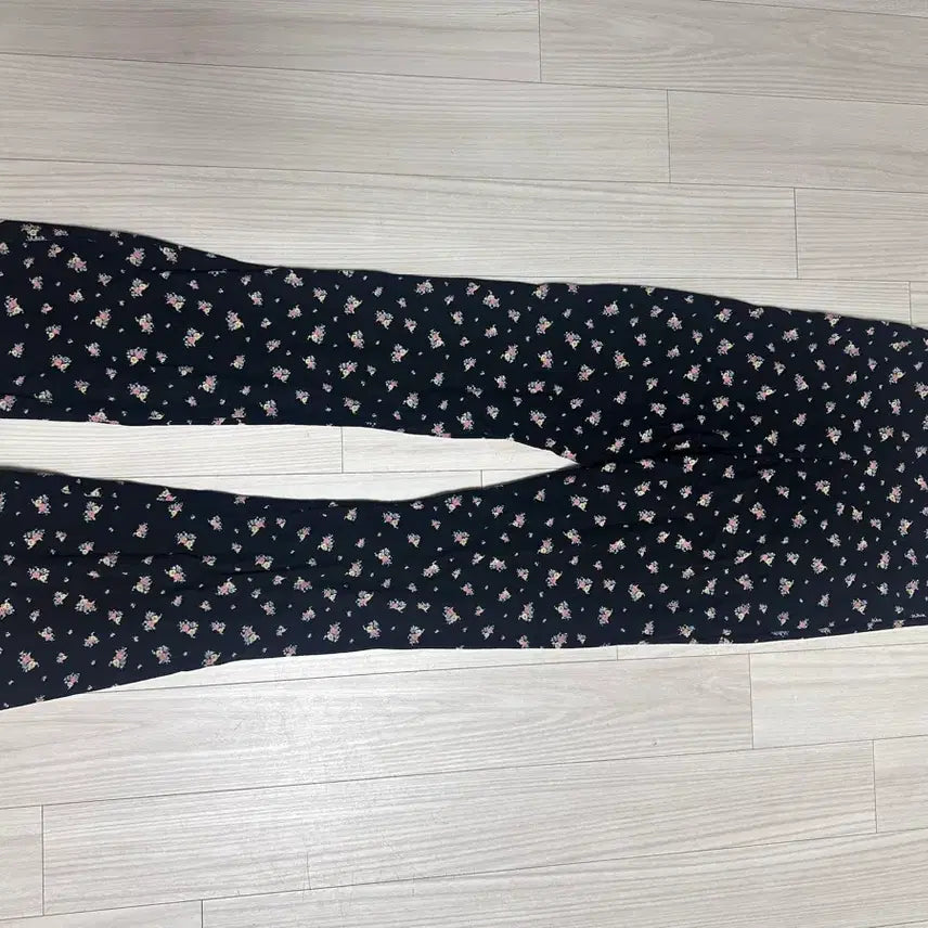 [BUNJANG] TLC Flare Pants / TLC(더러브컴즈) 플레어 팬츠