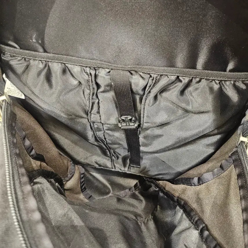 [BUNJANG] The North Face Hot Shot Backpack Black / 노스페이스 핫샷 백팩 블랙