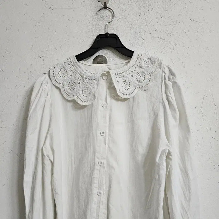 [BUNJANG] Lace Collar White Blouse / 레이스 칼라 화이트 블라우스