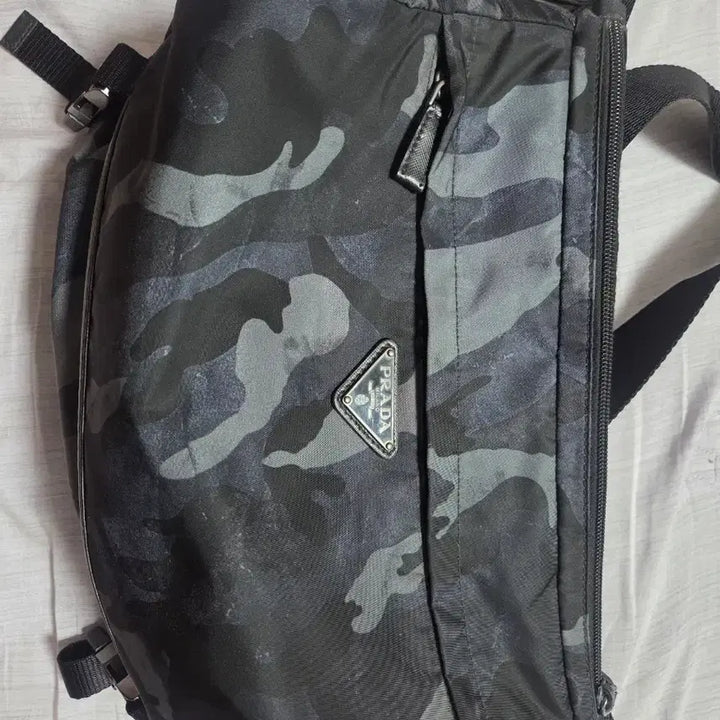 [BUNJANG] Prada Biker Bag Camo Large / 프라다 비이커백 카모 라지 입니다.