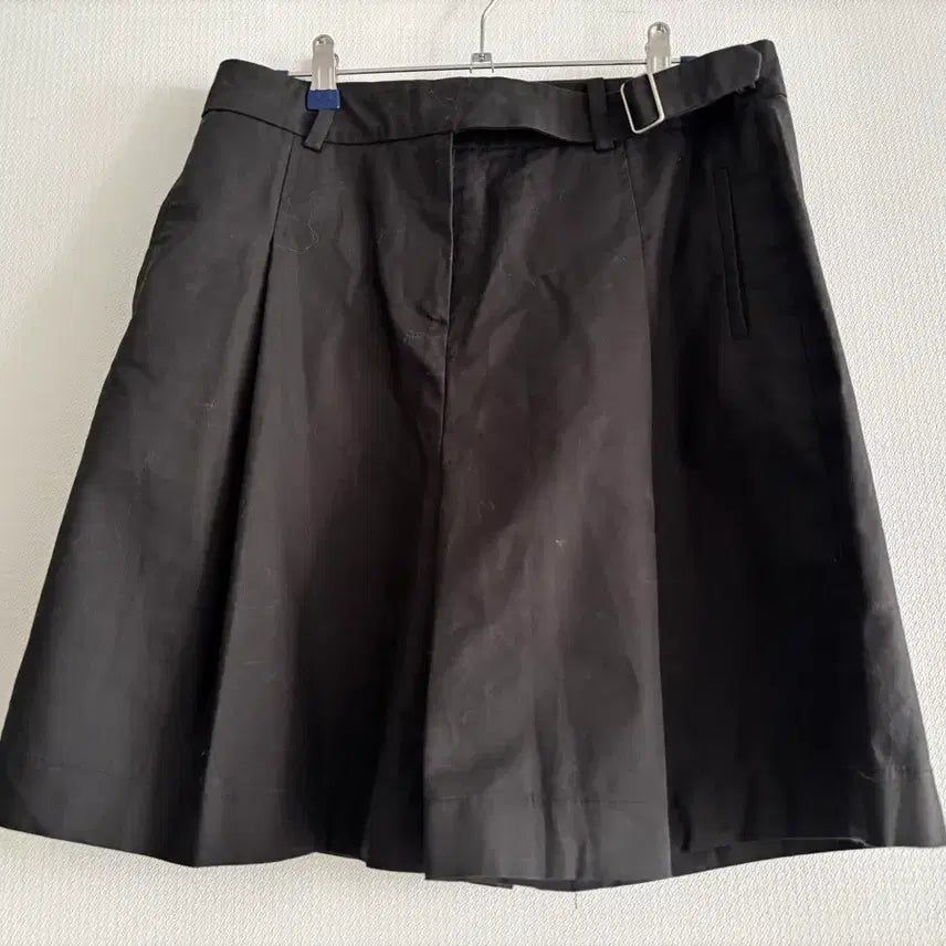 [BUNJANG] PVCS Black Belt Flare Shorts (Large) / Pvcs블랙 벨트 플레어 반바지