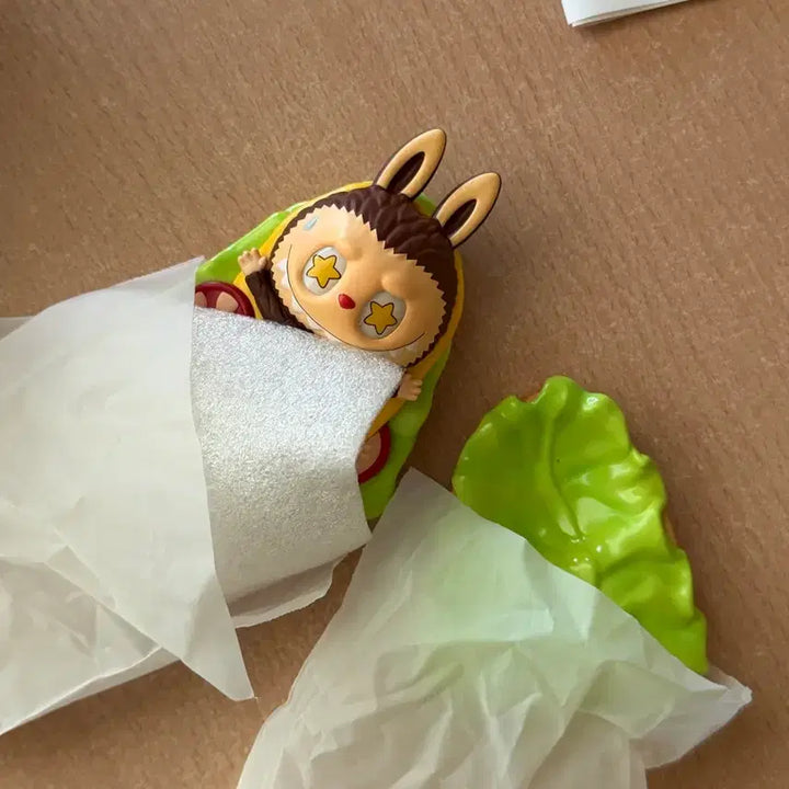 [BUNJANG] Labubu Mart Series Sandwich Figure / 라부부 마트 시리즈 피규어 샌드위치