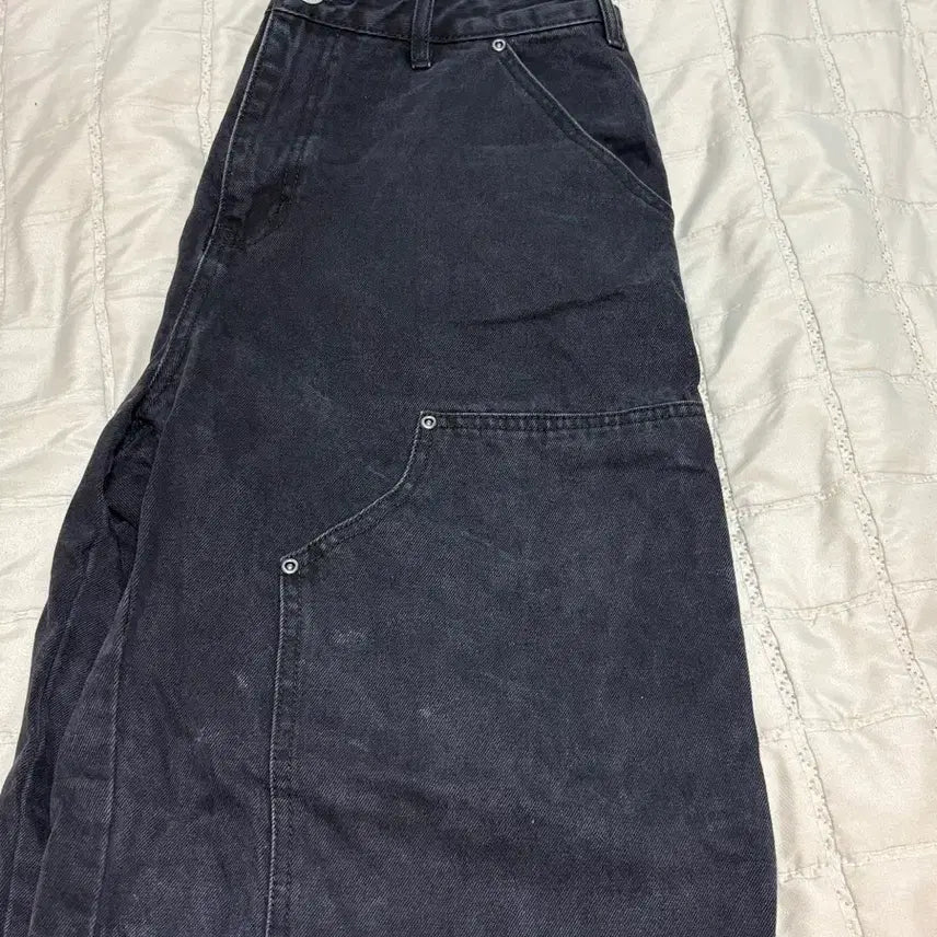 [BUNJANG] Black Denim Bermuda Shorts / 블랙 데님 버뮤다 팬츠