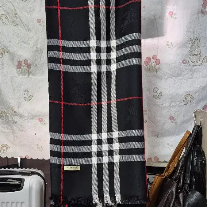 [SOLD OUT] 버버리   대형   숄~~형  머플러