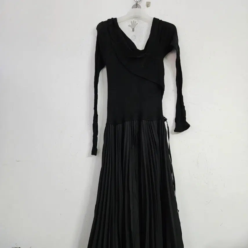 [BUNJANG] Black Pleated Long Dress / 블랙 플리츠 롱 원피스55