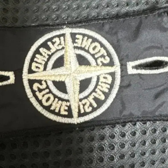 [BUNJANG] Stone Island White Badge / 스톤아일랜드 화이트와펜