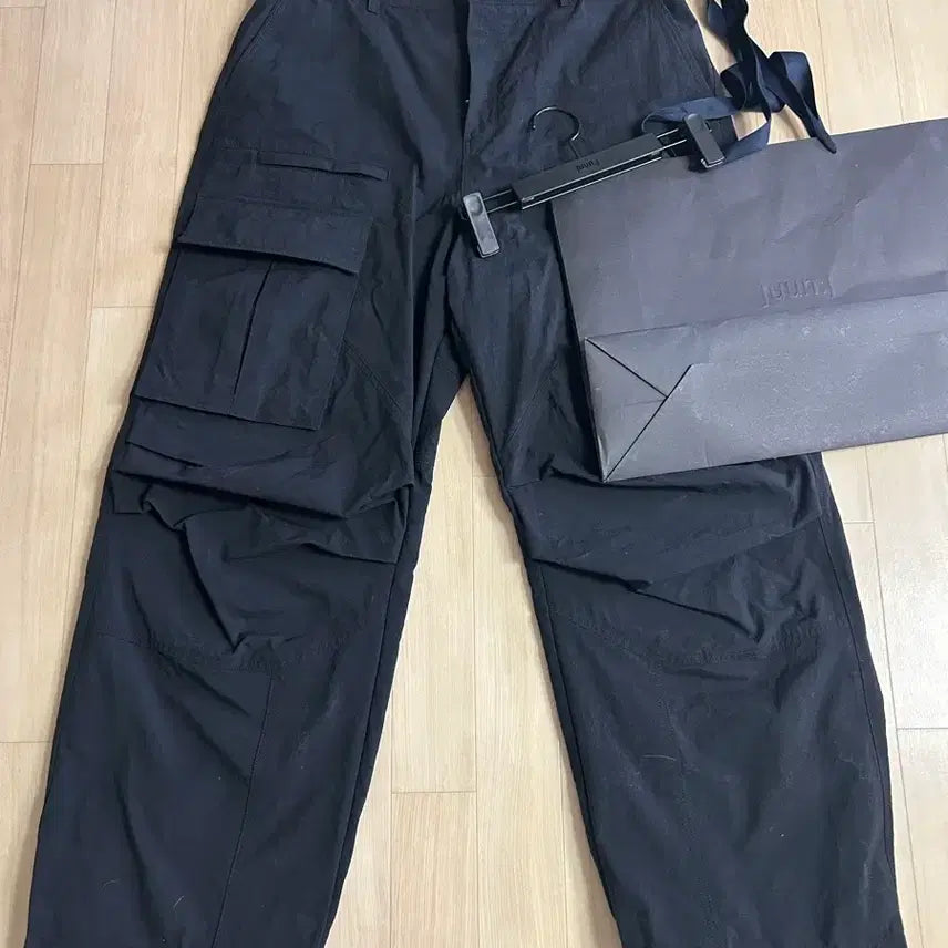 [BUNJANG] Juun.J 79 Module Cargo Pants / 준지 79 모듈 카고 팬츠