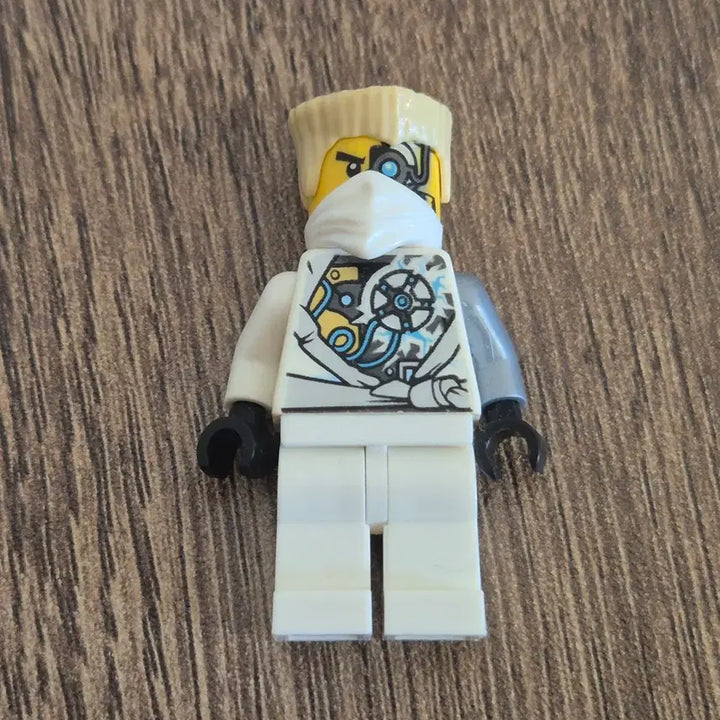 [BUNJANG] Lego Ninjago Rebooted Damage Zane Minifigure / 레고 닌자고 리부티드 데미지 쟌 미니피겨