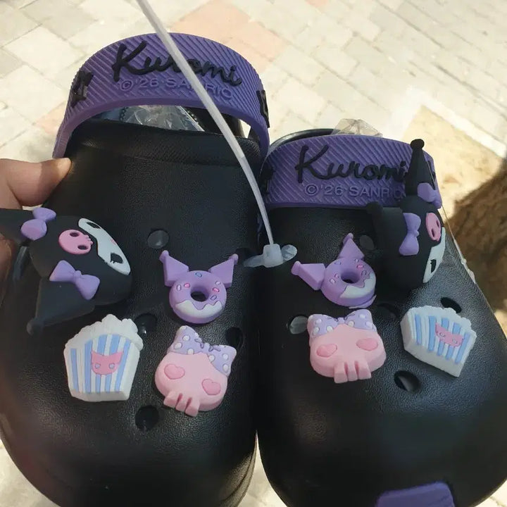 [BUNJANG] Kuromi Jibbitz Crocs (230mm) / 230 산리오 쿠로미 지비츠 크록스