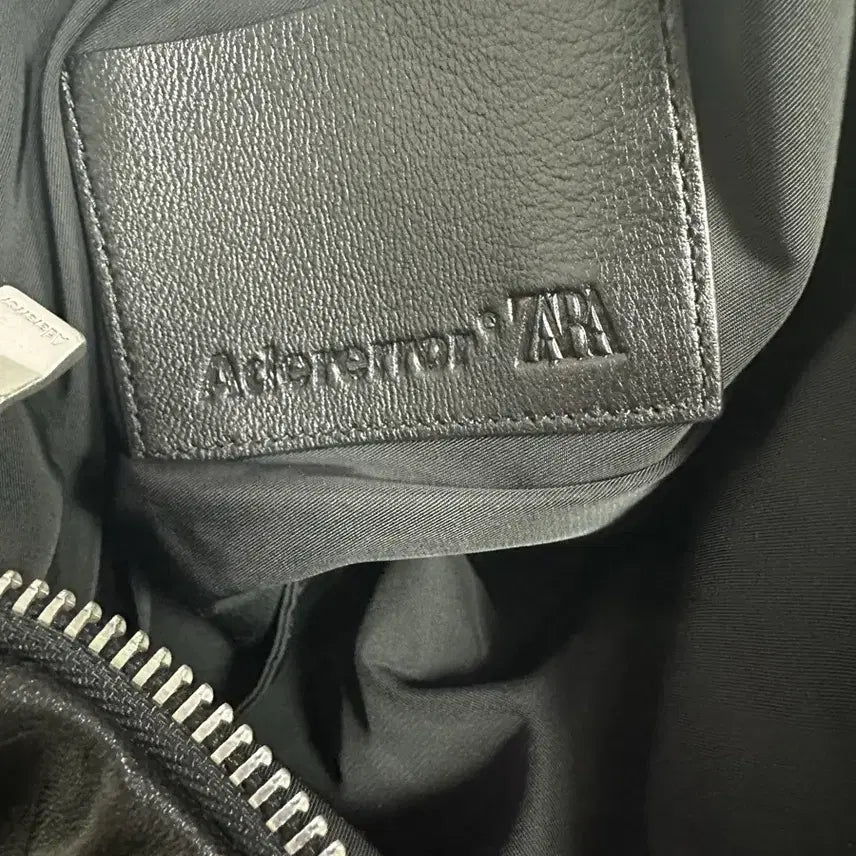 [BUNJANG] ADER Error x Zara Knotted Leather Shoulder Bag Black / 아더에러 x 자라 매듭 레더 숄더백 블랙