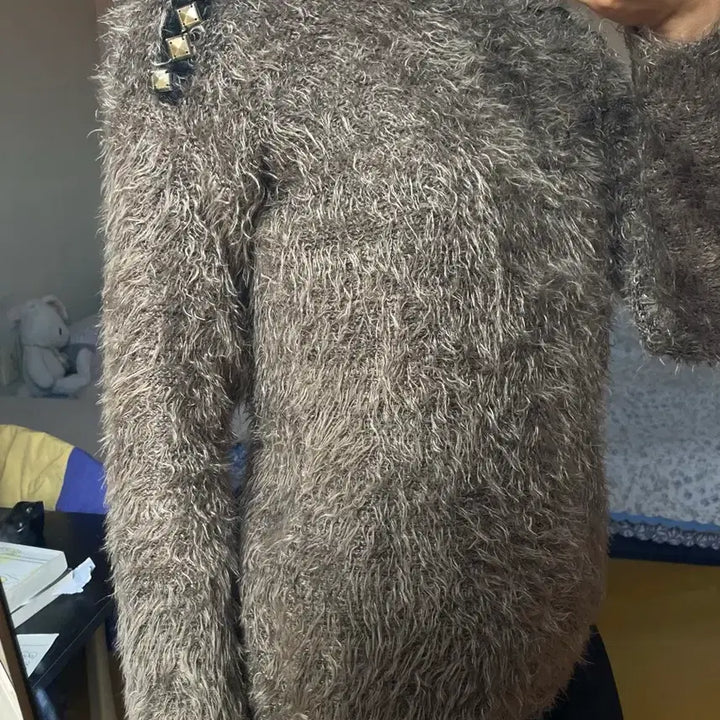 [BUNJANG] Tissala Angora Knit with Stud Detail / Tissala 앙고라 니트 스터드장식