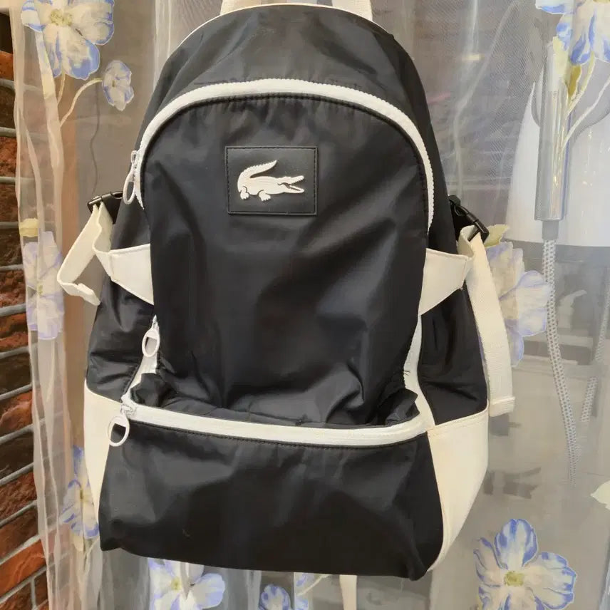 [BUNJANG] Lacoste Black/White Backpack / 라코스테 블랙/화이트 백팩