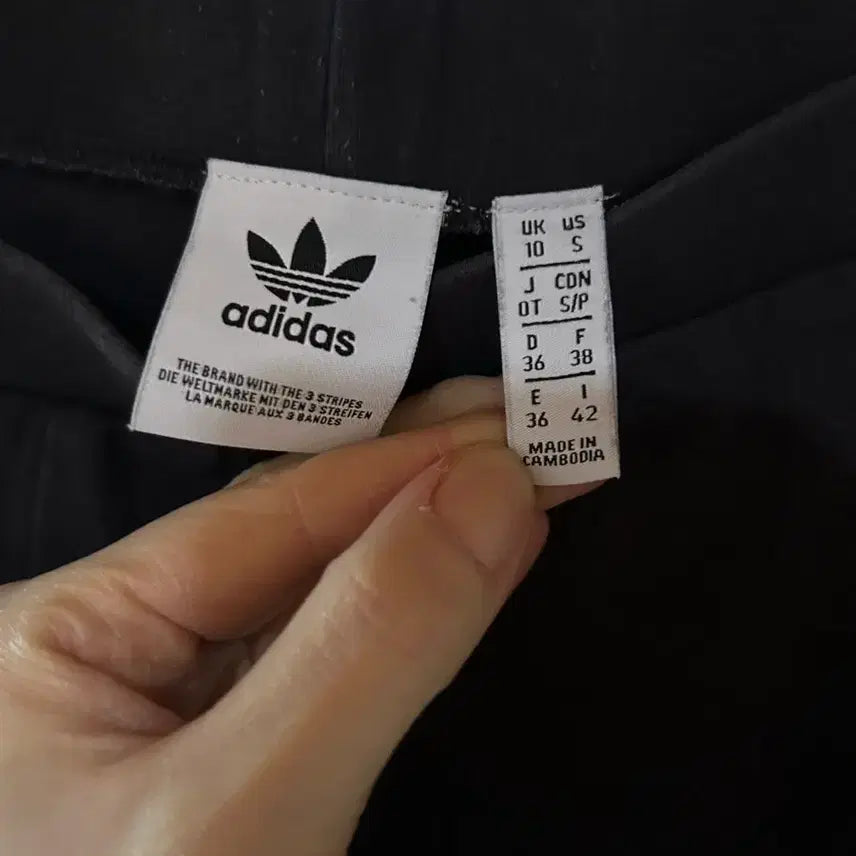 [BUNJANG] Adidas Three-Stripes Training Leggings / 아디다스 삼선 트레이닝 레깅스
