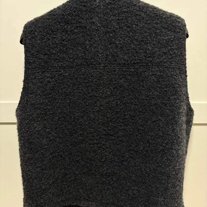 [BUNJANG] Thillet Wool Retro Vest Charcoal L / 틸레이트 울 레트로 베스트 차콜 L