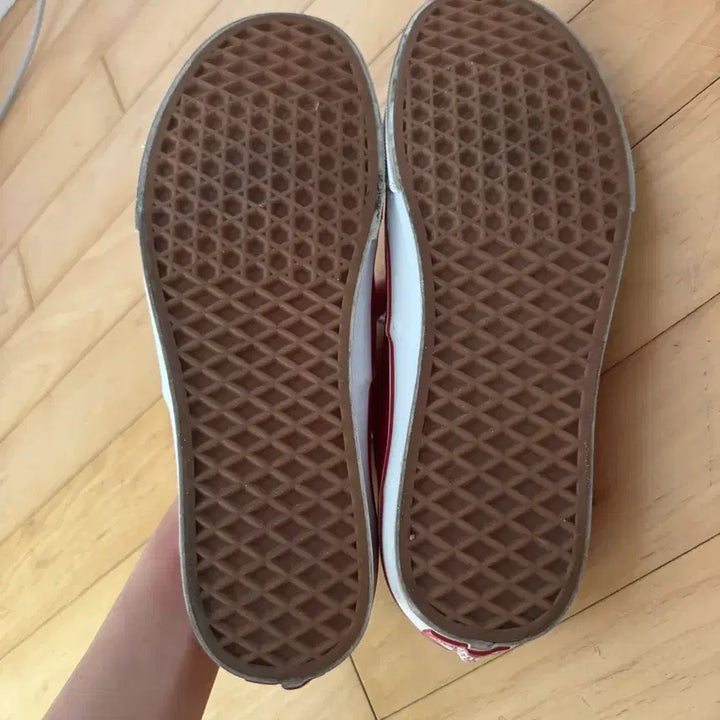 [BUNJANG] Vans Authentic Red Canvas Sneakers / Vans 반스 어센틱 레드 캔버스 스니커즈 270