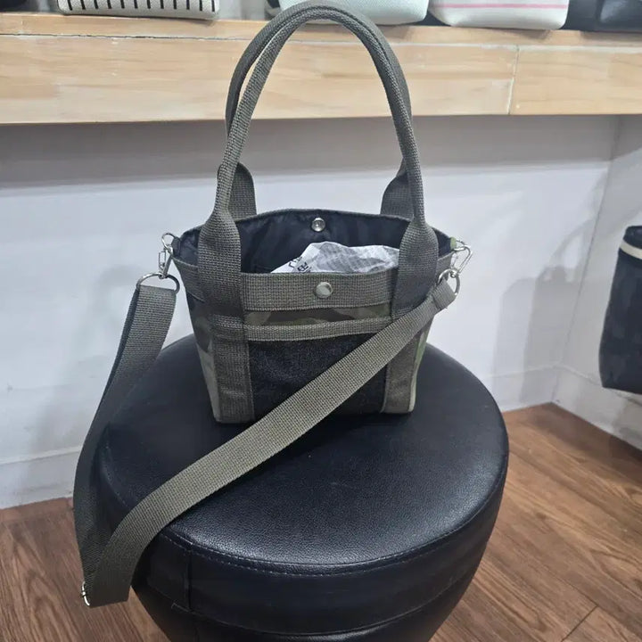 [BUNJANG] Military Shoulder Bag / 밀리터리가방