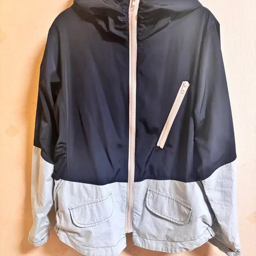 [BUNJANG] Black Grey Windbreaker Jacket / 블랙 그레이 바람막이 자켓 점퍼