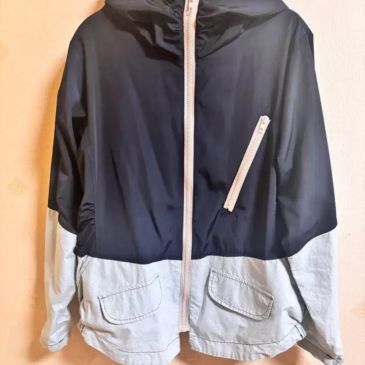 [BUNJANG] Black Grey Windbreaker Jacket / 블랙 그레이 바람막이 자켓 점퍼