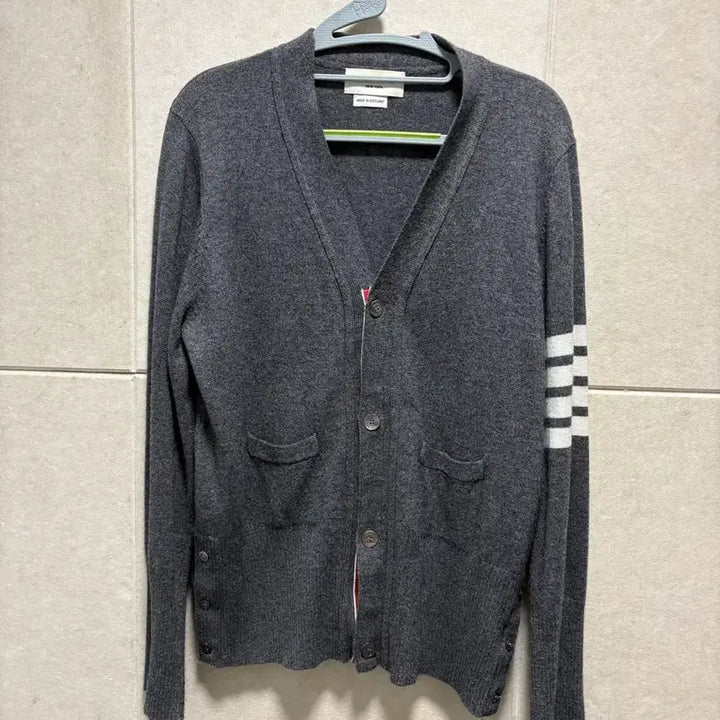 [BUNJANG] Thom Browne Grey Cardigan Size 4 / 급처) 정품 톰브라운 그레이 가디건 4사이즈 실착 3회