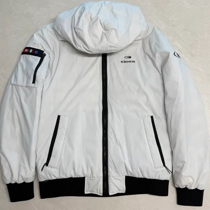 [BUNJANG] Eider White Short Padded Jacket (M) / 아이더 화이트 숏패딩 M 새상품
