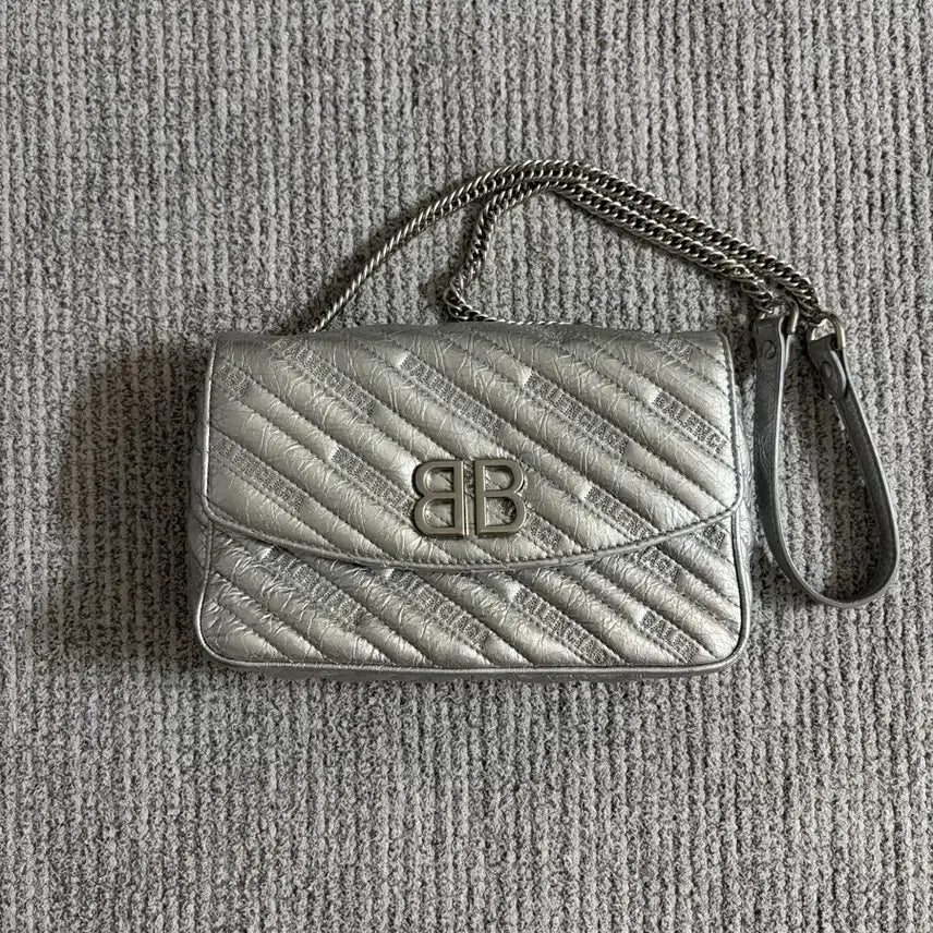 [BUNJANG] Balenciaga BB Silver Chain Shoulder Bag / 발렌시아가 BB 실버 체인 숄더백