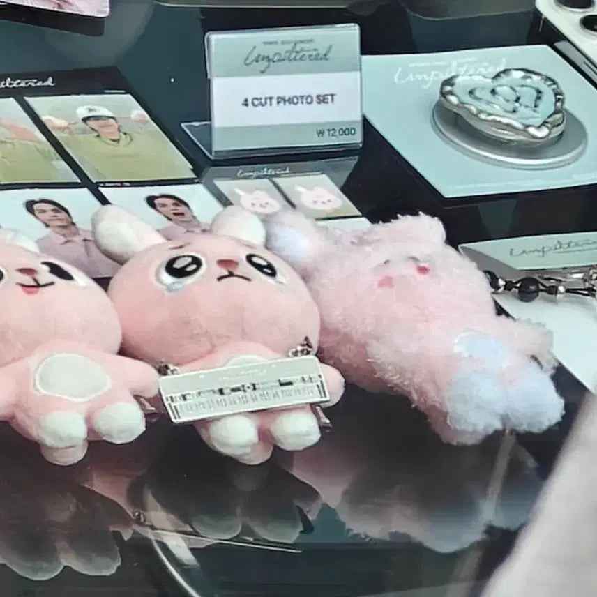 [BUNJANG] DAY6 Young K Metal Keyboard Keychain / 원필 콘서트 엠디 메탈 키링 키보드