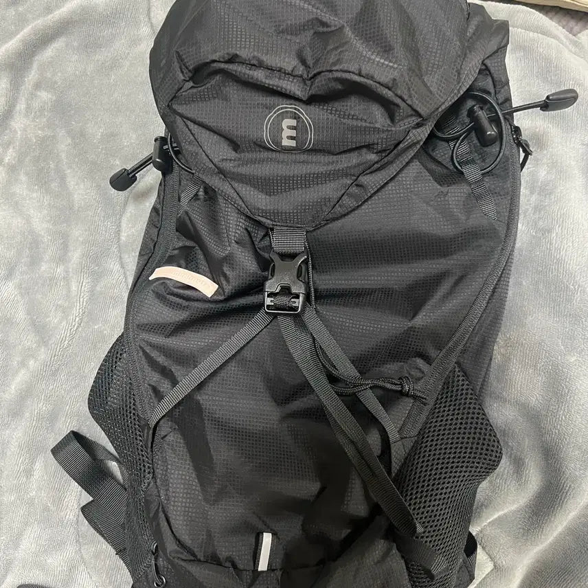 [BUNJANG] MinuteMute Sporty Basque Backpack 11L Black / 미닛뮤트 스포티 바스크 백팩 11L 블랙