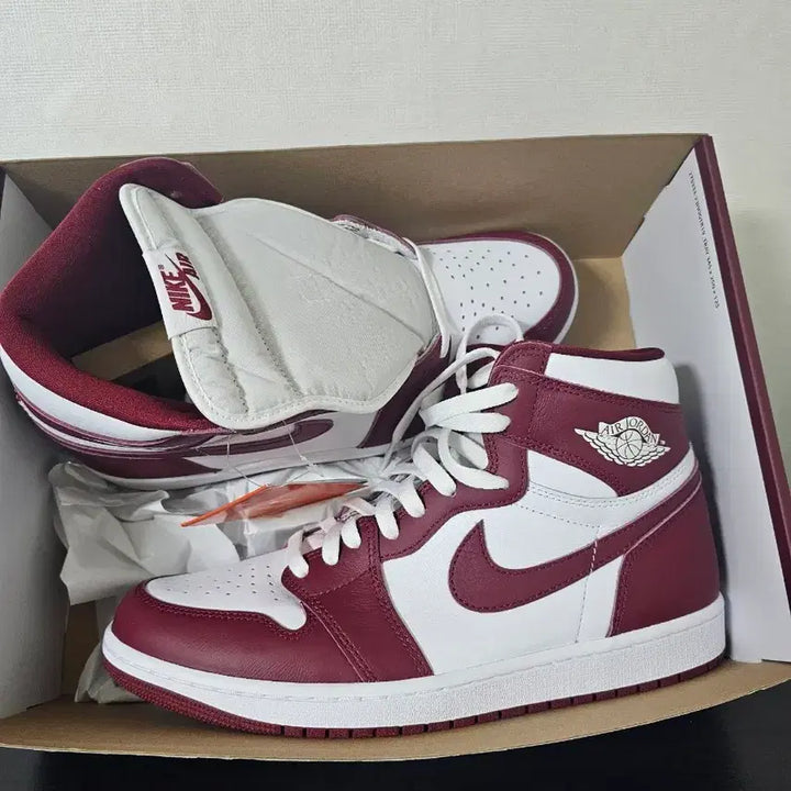 [BUNJANG] Air Jordan 1 High (Size 290) / 조던1 하이 290