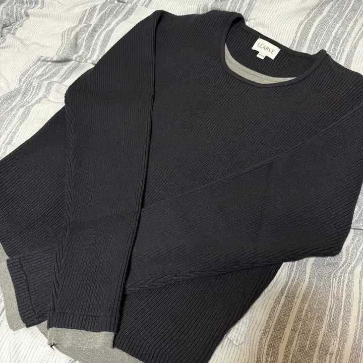 [BUNJANG] LEHVE Double Layered Contrast Texture Knit Navy (M) / (M) 르아브 더블 레이어드 콘트라스트 텍스쳐 니트 네이비