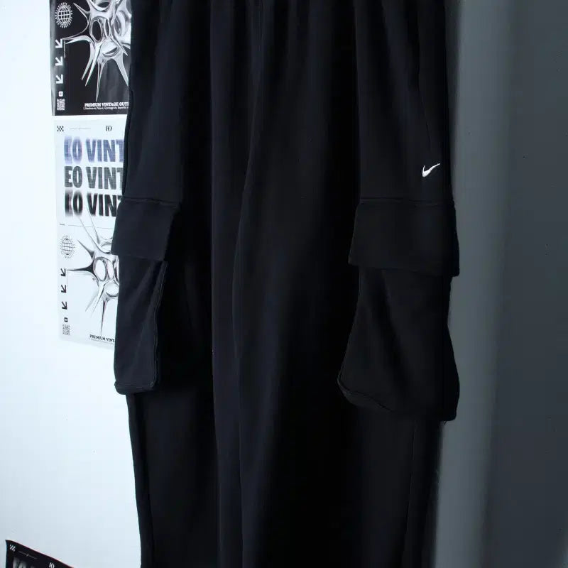 [BUNJANG] Nike Training Cargo Pants XL-2XL Black / (XL-2XL) 나이키 트레이닝복 바지 빅사이즈 카고 블랙-2622