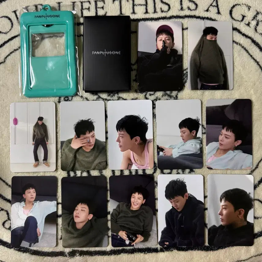 [BUNJANG] BIGBANG G-Dragon Fankit Calendar Photocard + Photocard Holder / 빅뱅 지드래곤 팸키트 캘린더 포토카드+ 포카홀더