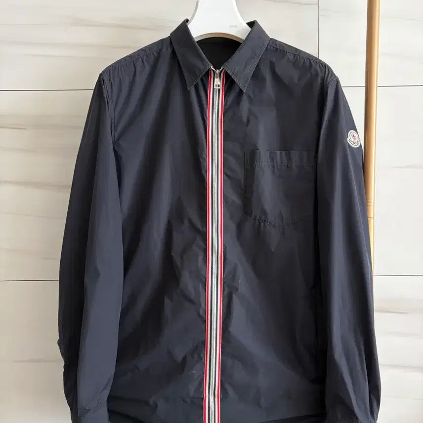 [BUNJANG] Moncler Maxville Jacket with Applique Patch / [정품] 몽클레어 맥스빌 와펜 패치 바람막이 자켓