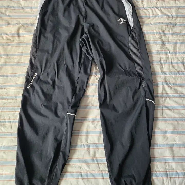[BUNJANG] Umbro Pro Training Jogger Pants (Size 80) / (L)엄브로 프로 트레이닝 조거 팬츠