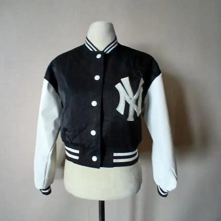 [BUNJANG] Gian Clover Yankees Baseball Short Jumper / 26-4 지안클로버 양키즈 야구 숏점퍼 13/5566