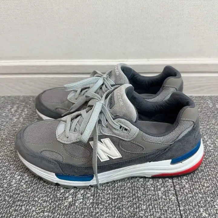 [BUNJANG] New Balance 992 Grey Red Blue / [275] 뉴발란스 992 그레이 레드 블루