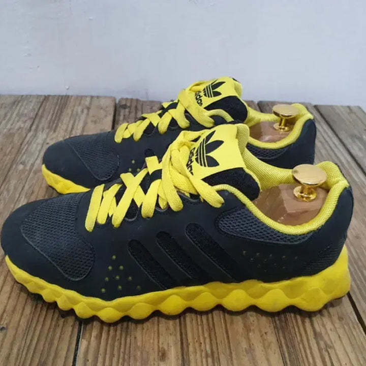 [BUNJANG] Adidas Mega Softcell Sneakers (230mm) / 11년도 ADIDAS 아디다스 메가 소프트셀 (230MM)