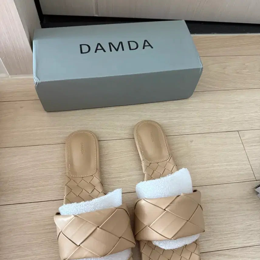 [BUNJANG] Slippers - Size 245 / 슬리퍼