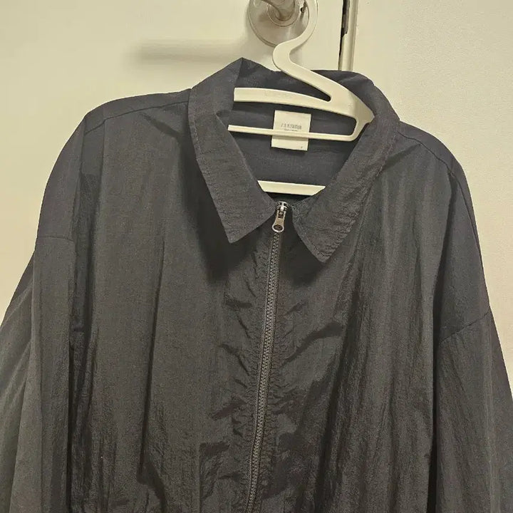 [BUNJANG] Lab Studio Black Windbreaker Jacket Size 100 / 랩스튜디오 블랙 바람막이 100사이즈