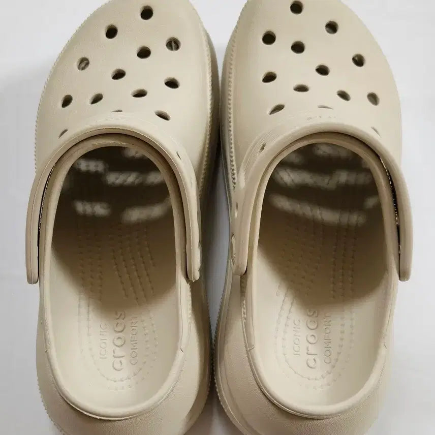 [BUNJANG] Classic Crush Clog Bone Beige / 클래식 크러쉬 클로그 본 베이지