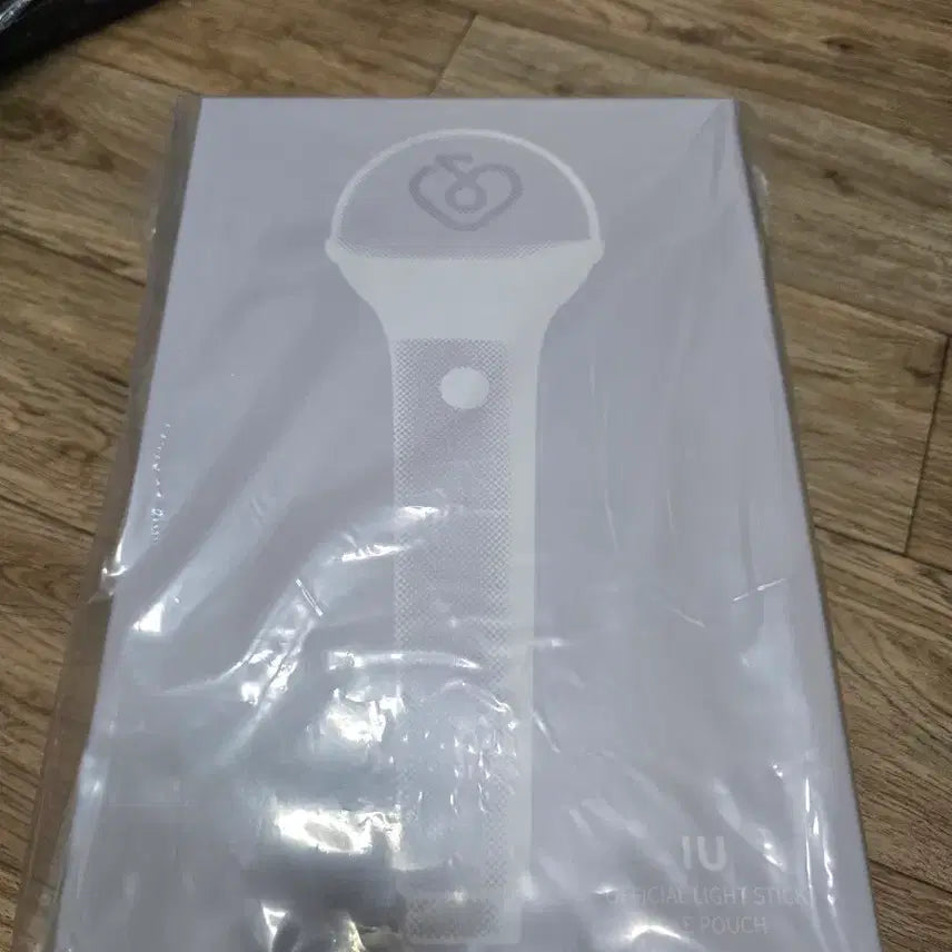 [BUNJANG] IU IKEA Pouch / 아이유 아이크 파우치 팝니다