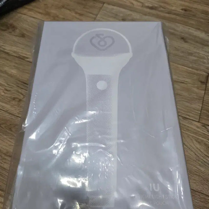 [BUNJANG] IU AIKe Pouch / 아이유 아이크 파우치 팝니다