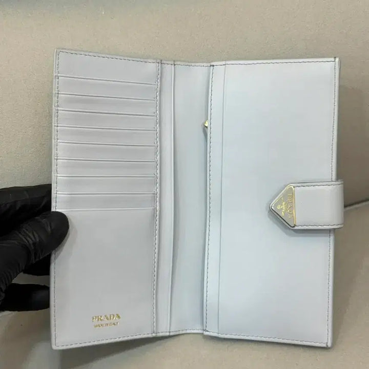 [BUNJANG] Prada Saffiano Leather Triangolo Long Wallet / 프라다 사피아노 트라이앵글 장지갑