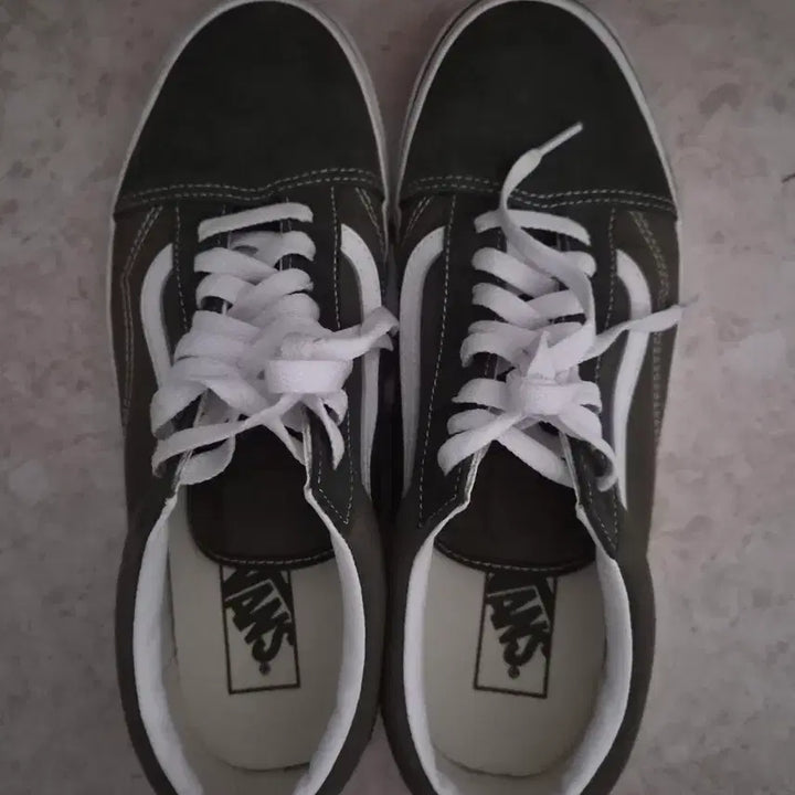 [BUNJANG] Vans Old Skool Khaki Sneakers / 반스 올드스쿨 스니커즈 카키색