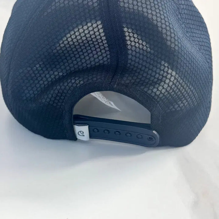 [BUNJANG] Koiseo Bryce Mesh Ball Cap / 코이세이오 브라이스 메쉬 볼캡