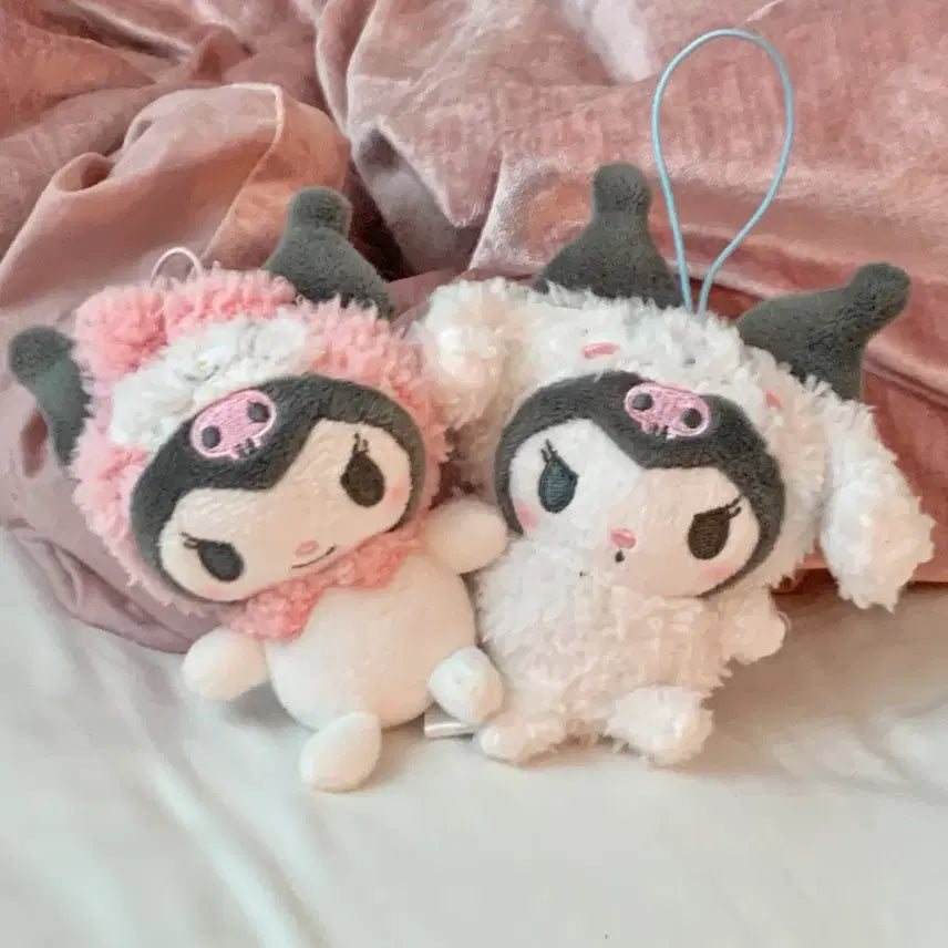 [BUNJANG] Sanrio Japan Authentic Kuromi Transform Series Mascot Keychain (Cinnamoroll/My Melody) / 일본 산리오 정품 쿠로미 친구로 변신 마스코트 키링 마이멜로디 시나모롤