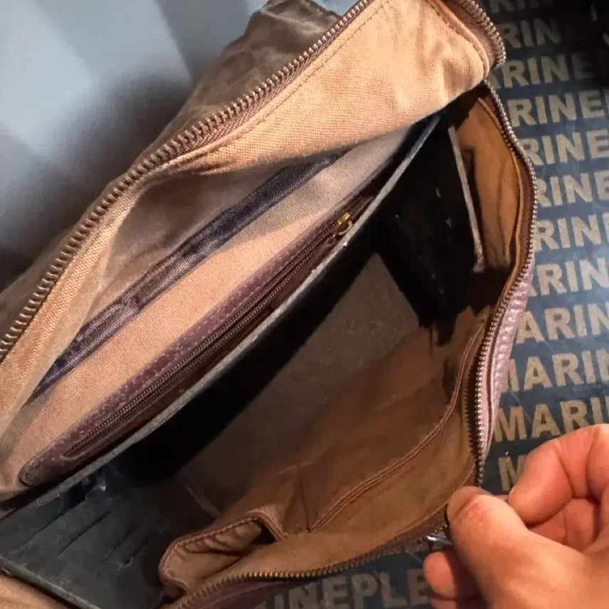 [BUNJANG] Vintage Leather Backpack / 빈티지 백팩