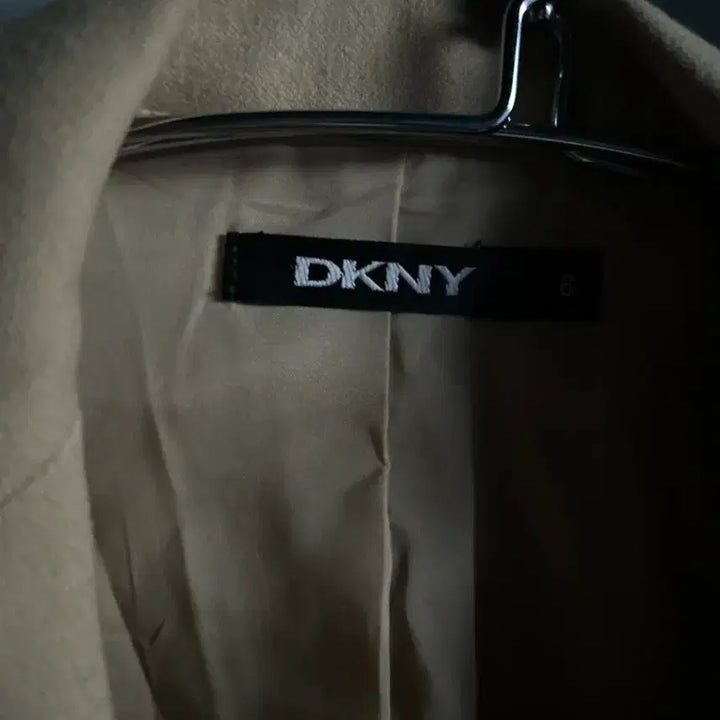 [BUNJANG] DKNY Beige Blazer Jacket Size 6 / DKNY 자켓