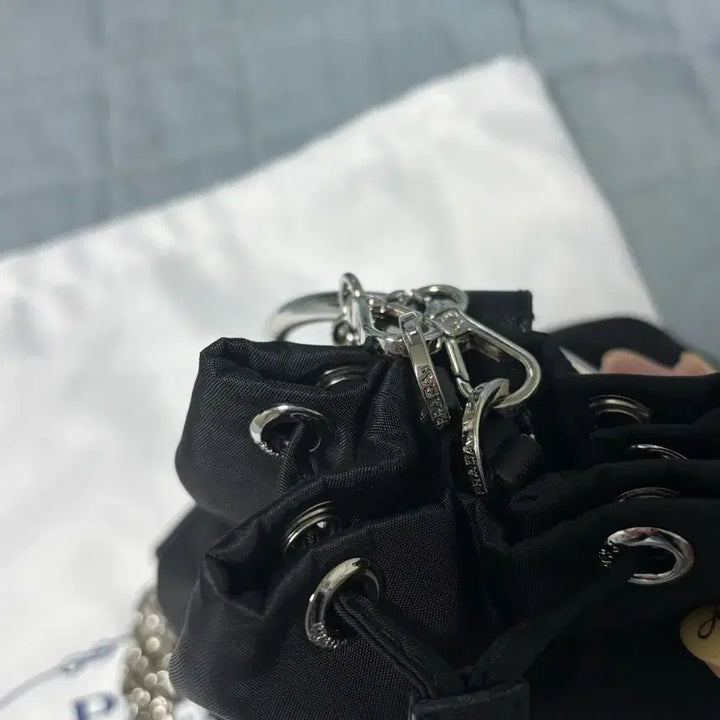 [BUNJANG] Prada Drawstring Pouch Chain Bucket Bag Crossbody / 프라다복조리파우치 체인 버킷백 크로스백