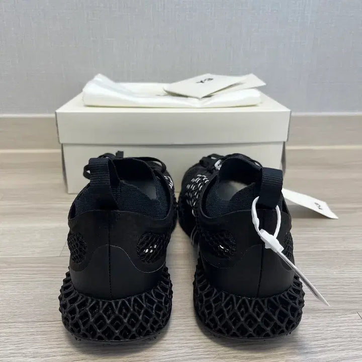 [BUNJANG] Y-3 4D Halo Sneakers Black / Y-3 / 4D 헤일로 스니커즈 블랙 / 265